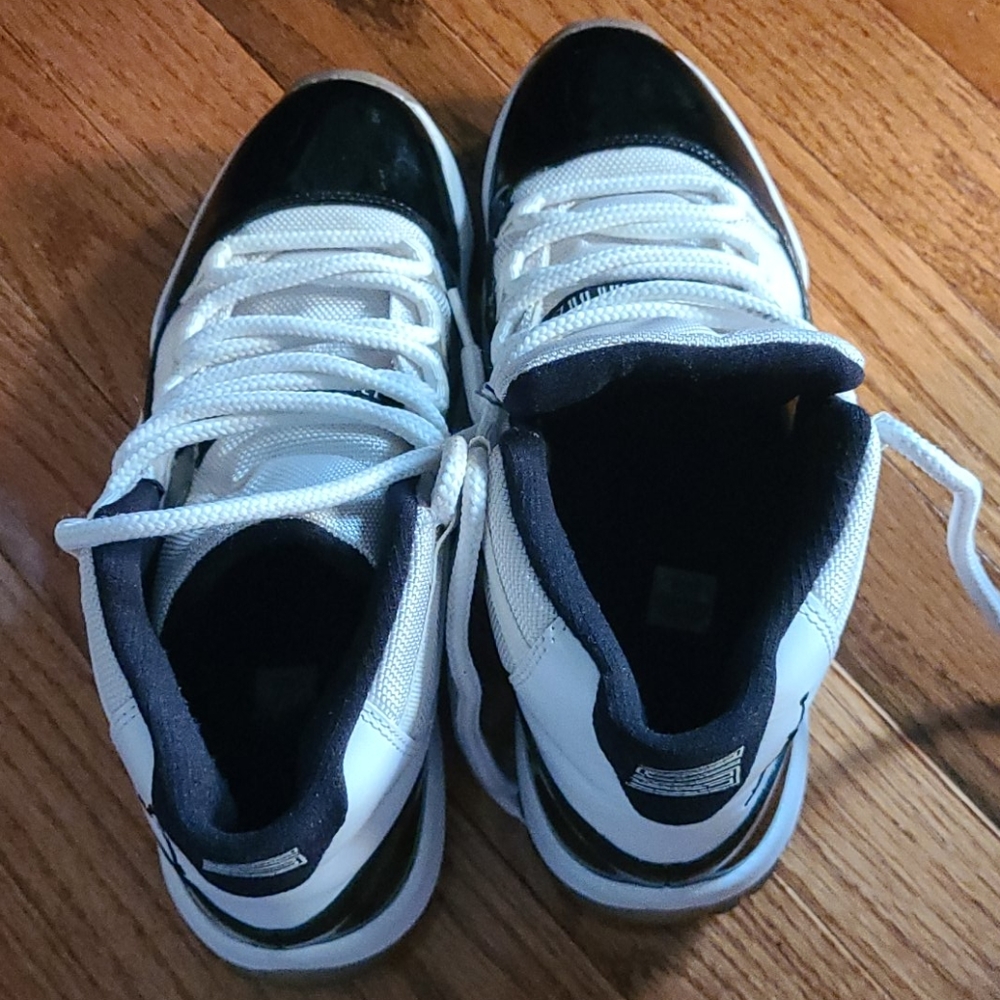 Jordan 11 concord